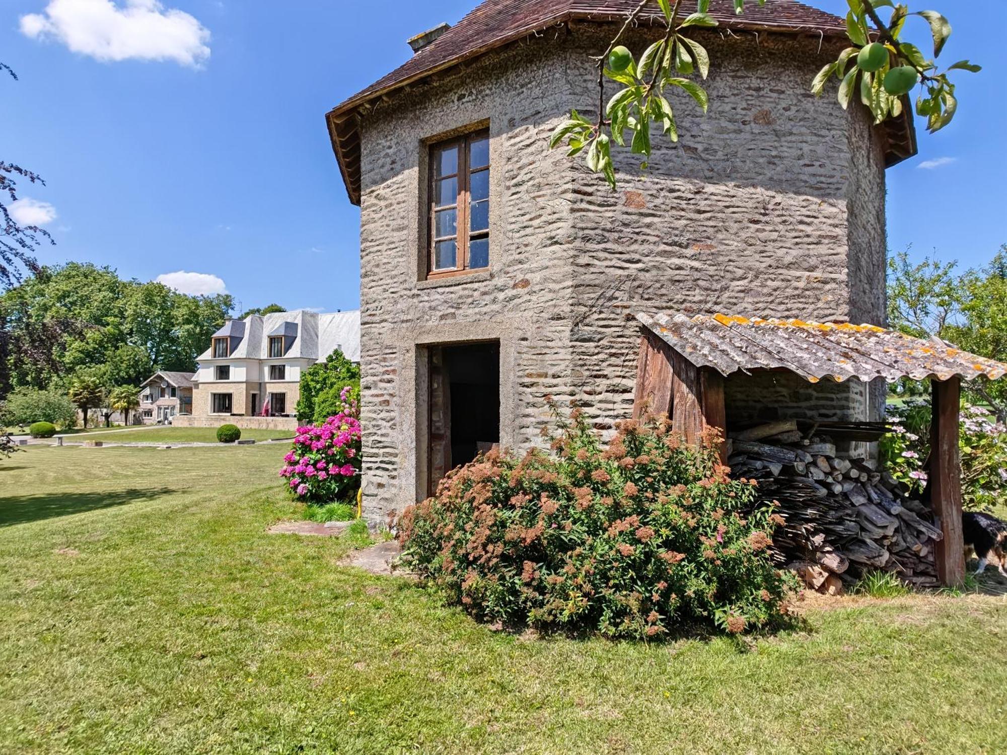 Domaine De L'Isle Maniere Daire Saint-Quentin-sur-le-Homme Dış mekan fotoğraf